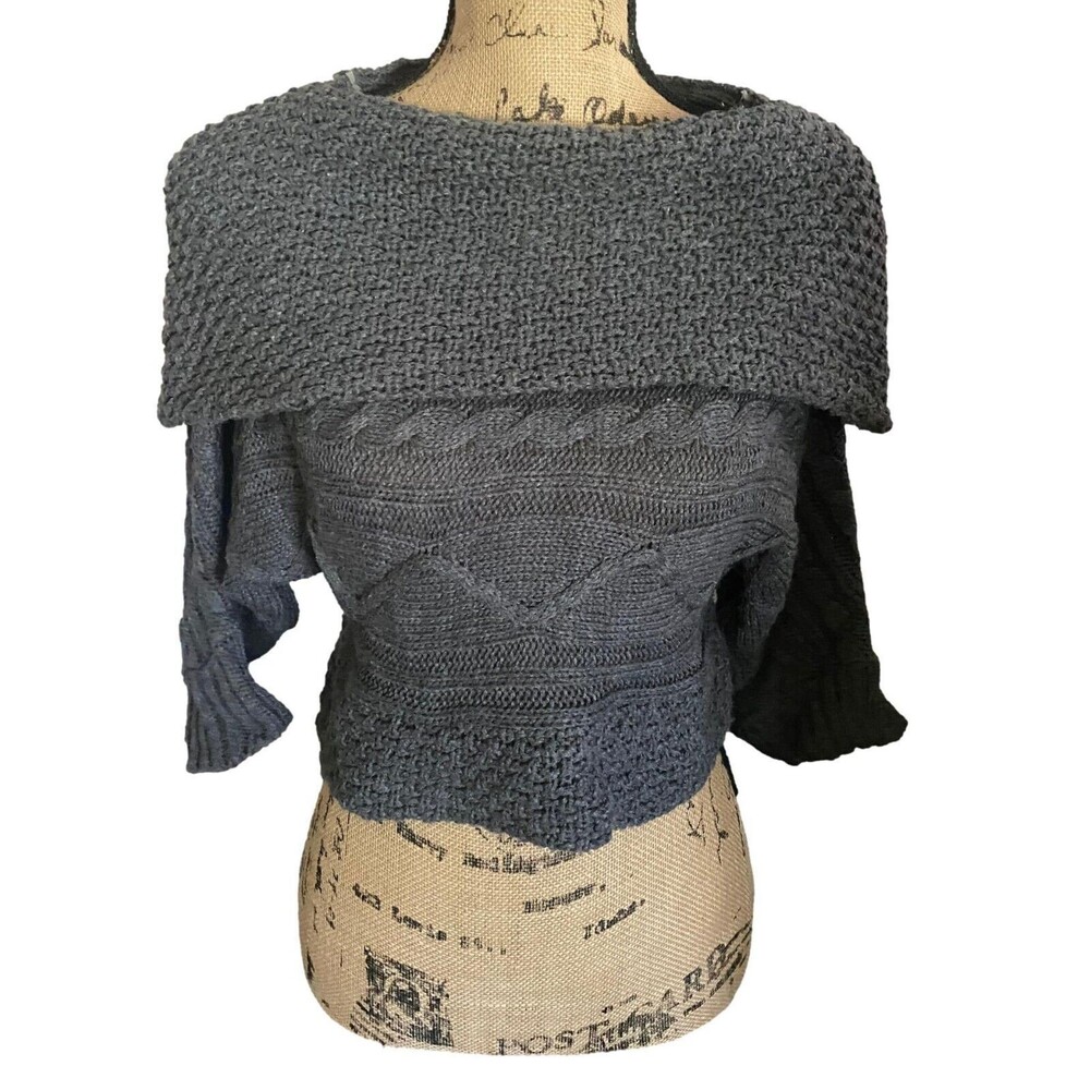 Daytrip Buckle Women's Grey Gray Knit Cropped Sweater Sweatshirt PERFECT Size L